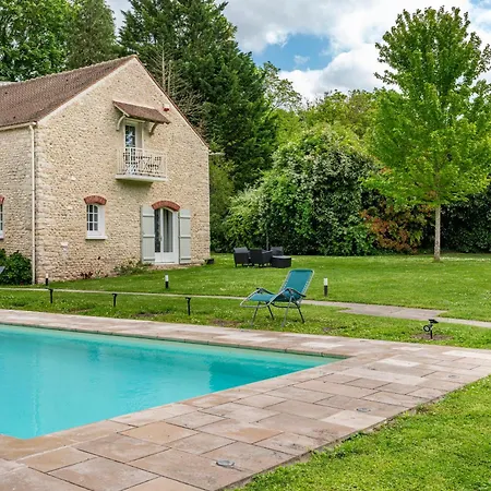 Lägenhet Elegant, Climatisation Et Piscine Ormoy-la-Riviere