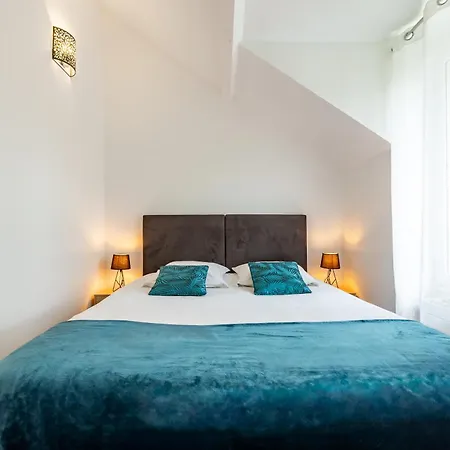 élégant, Climatisation Et Piscine Appartement